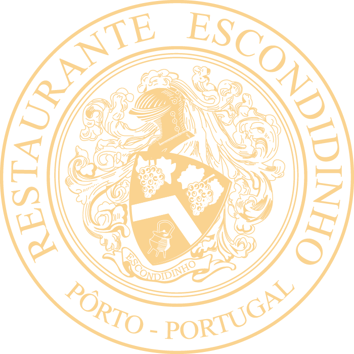 logo 94 anos restaurante escondidinho porto pratos tipicos portugueses luxo requintado